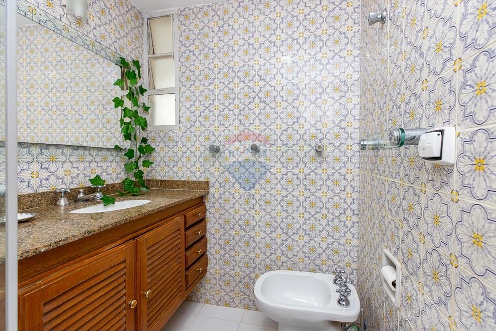 Apartamento à venda com 2 quartos, 75m² - Foto 10
