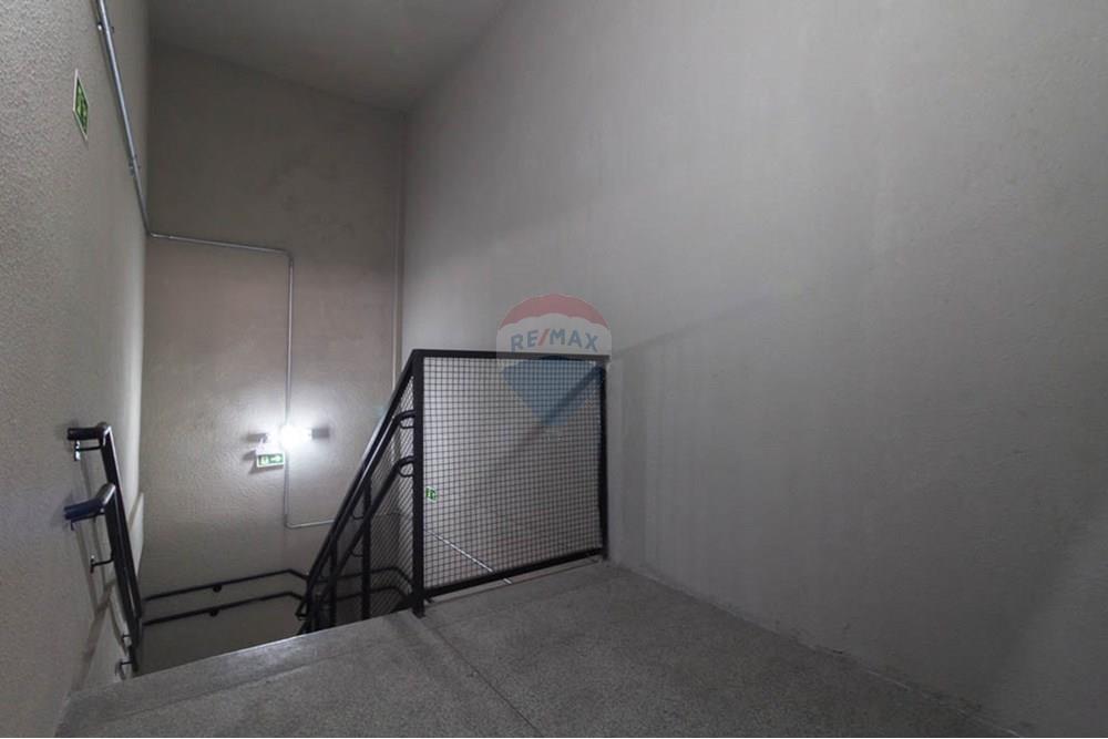 Galpão - Alugar - São Paulo , São Paulo - 13 - 1º ANDAR  ESCADA ACESSO TERREO.jpg - 601261091-15
