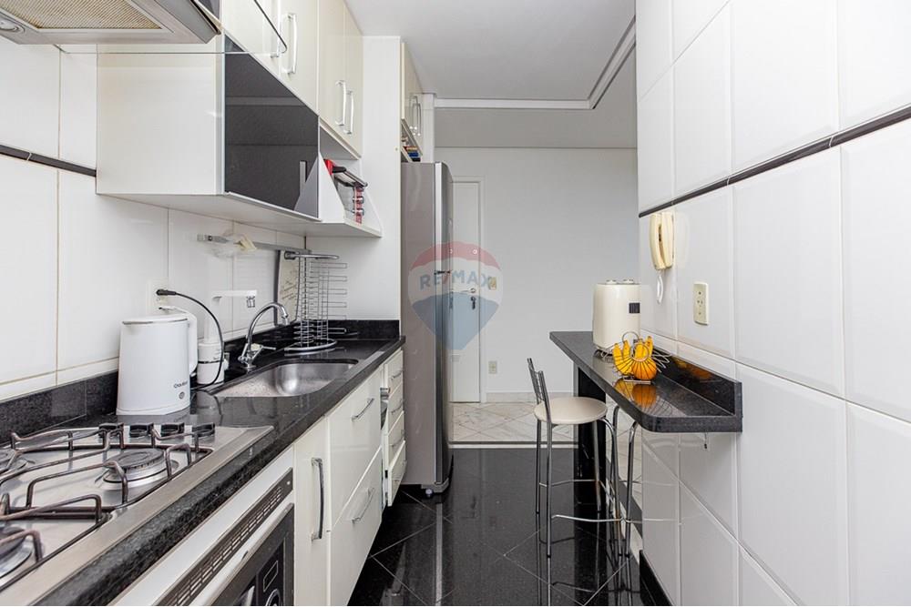 Apartamento à venda com 2 quartos, 51m² - Foto 13