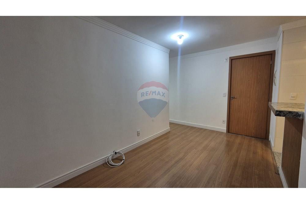 Apartamento para alugar com 2 quartos, 43m² - Foto 6
