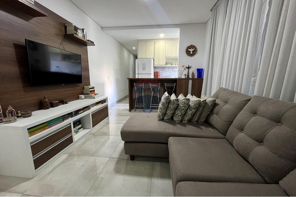 Apartamento à venda com 3 quartos, 78m² - Foto 2
