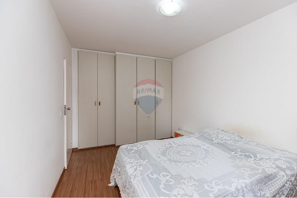 Apartamento à venda com 2 quartos, 75m² - Foto 19