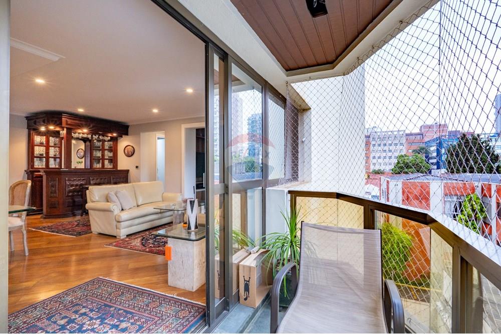 Apartamento, 3 quartos, 131 m² - Foto 1