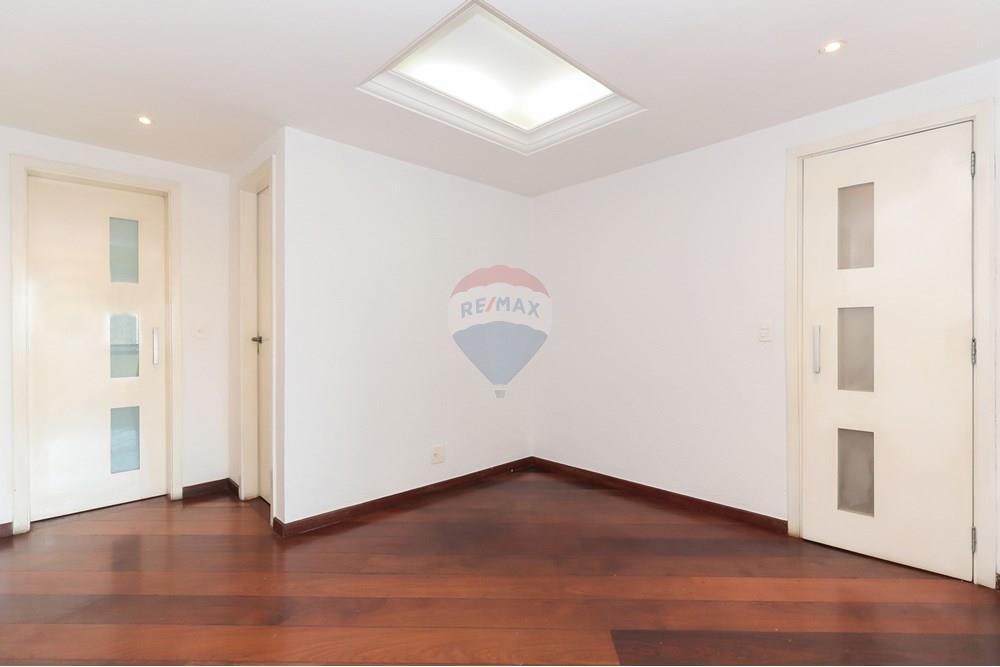 Apartamento para alugar com 3 quartos, 91m² - Foto 4