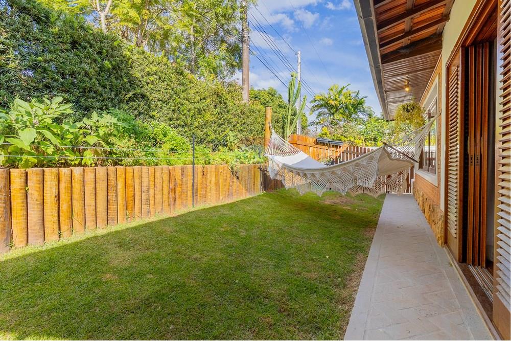 Casa de Condomínio à venda com 6 quartos, 355m² - Foto 35