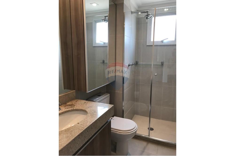 Apartamento para alugar com 2 quartos, 80m² - Foto 13
