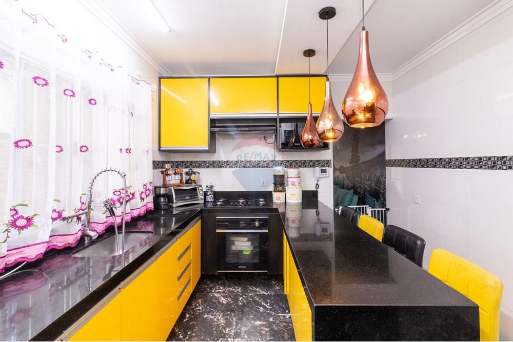 Casa à venda com 3 quartos, 450m² - Foto 2