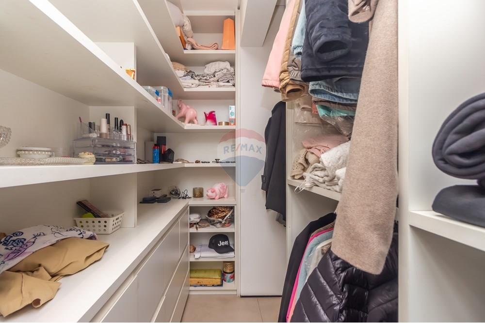Apartamento - Venda - São Paulo , São Paulo - 32 - Suite Closet.jpg - 602031008-73