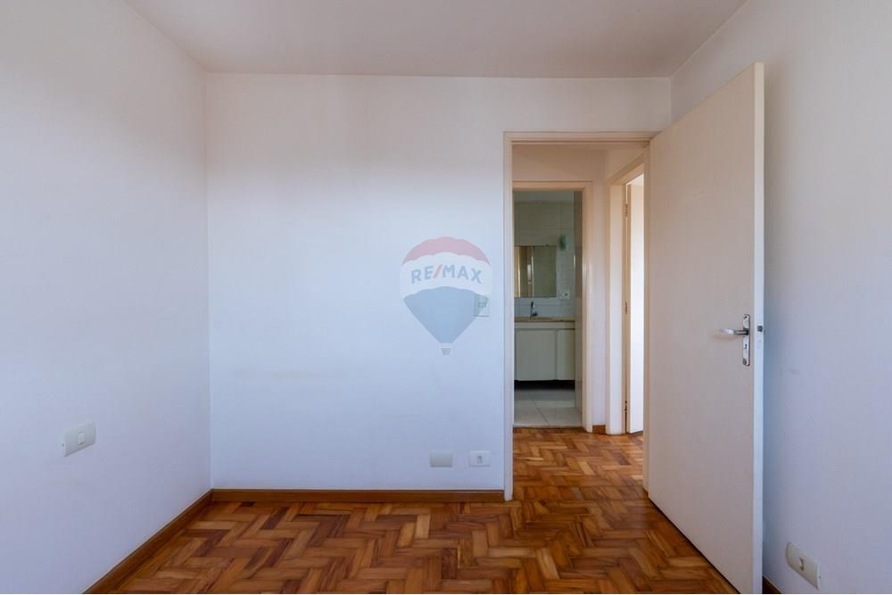 Apartamento à venda com 2 quartos, 66m² - Foto 15