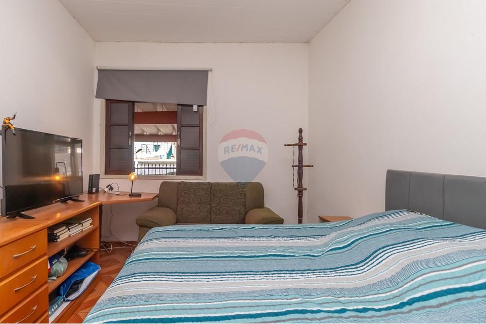 Casa à venda com 4 quartos, 160m² - Foto 15