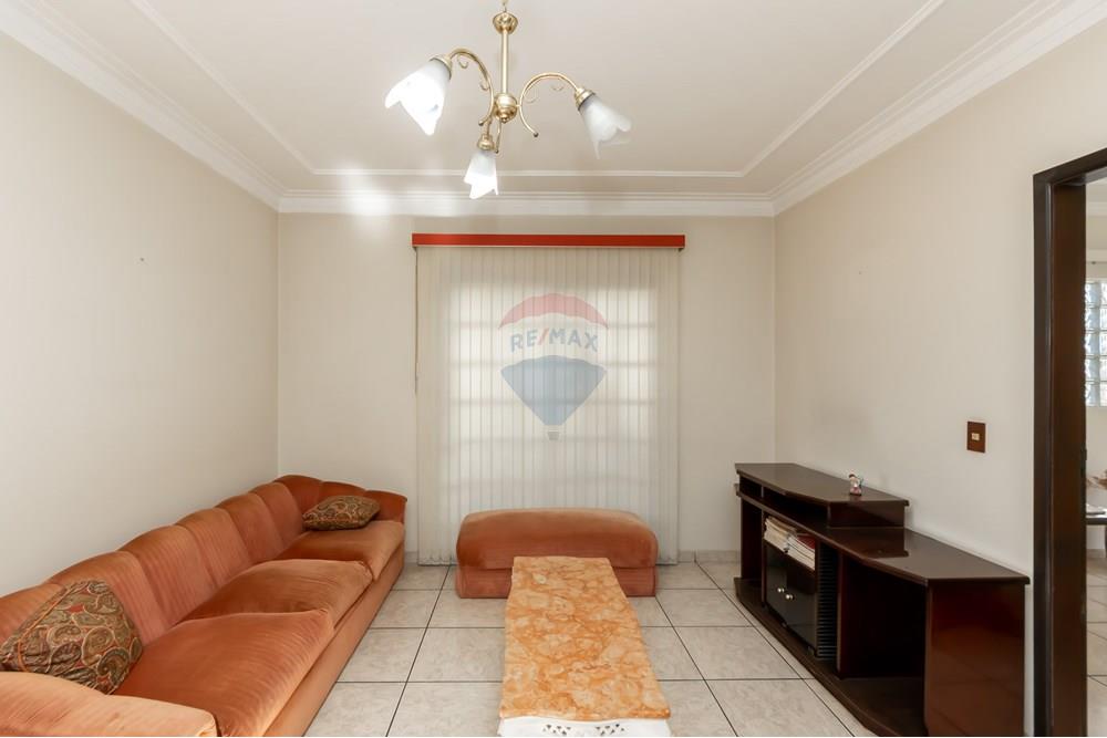 Casa à venda com 5 quartos, 263m² - Foto 6