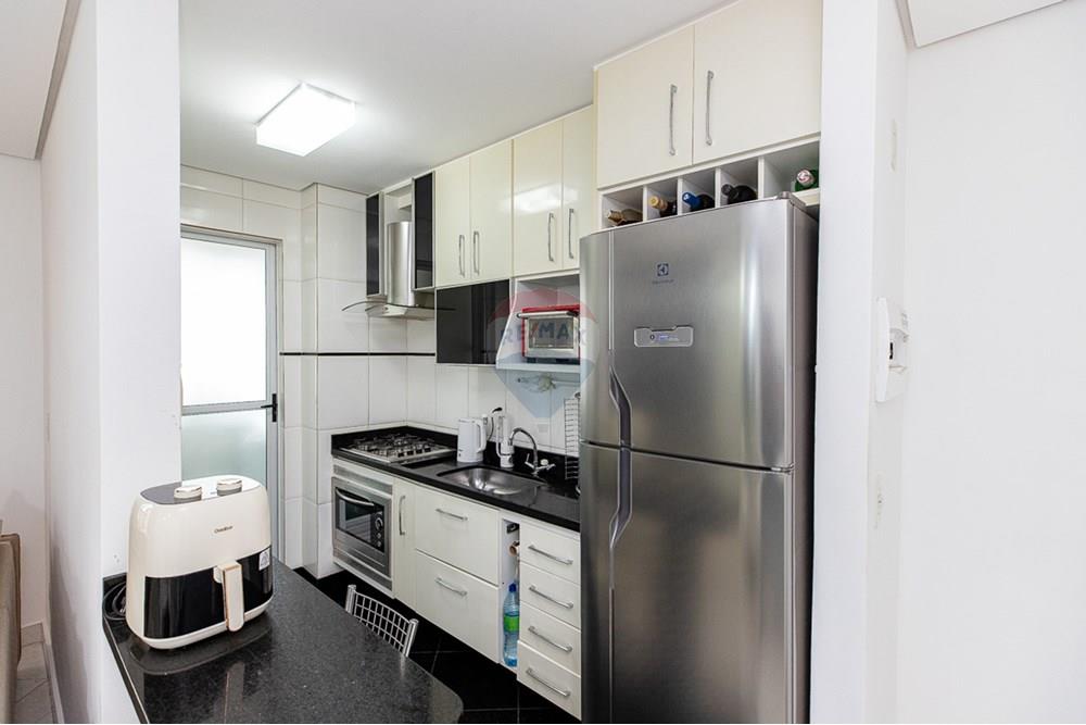 Apartamento à venda com 2 quartos, 51m² - Foto 11