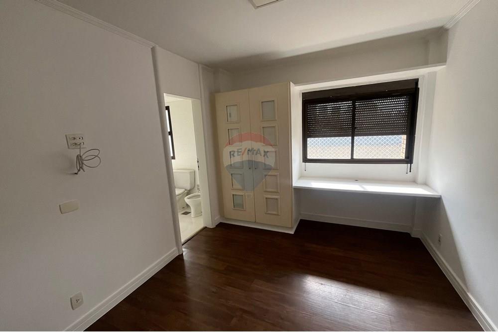Apartamento, 4 quartos, 250 m² - Foto 13