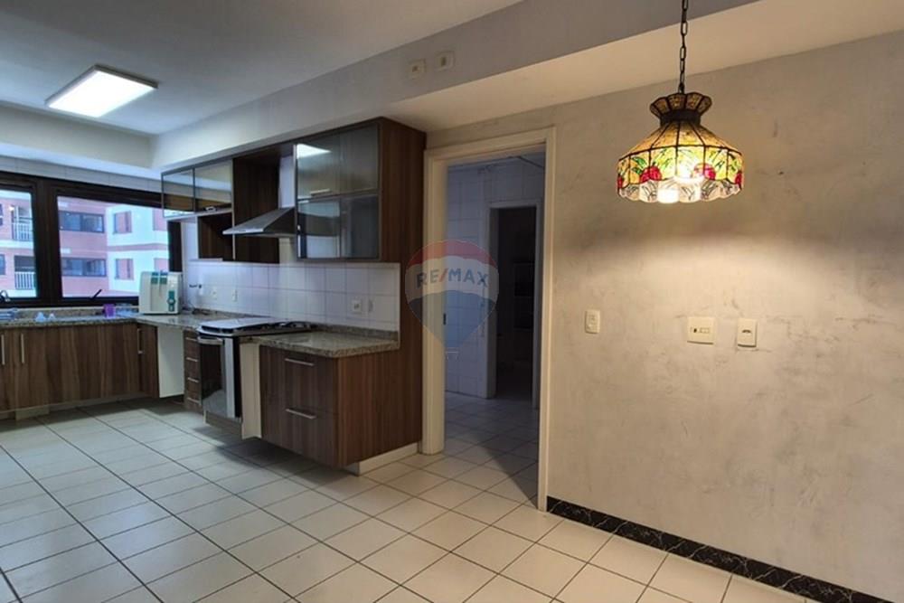 Apartamento, 3 quartos, 210 m² - Foto 9