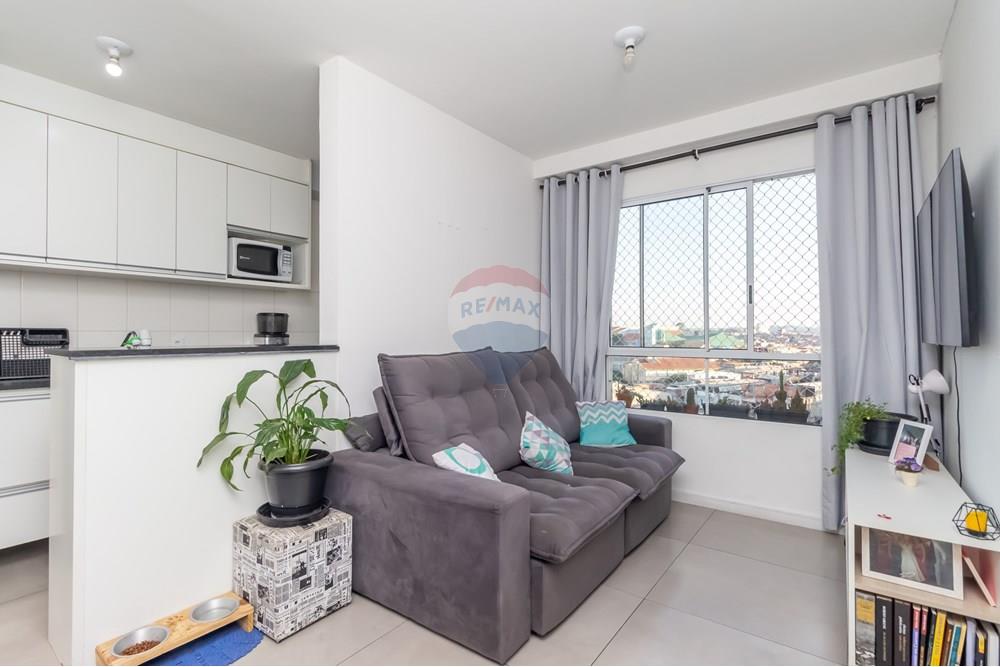 Apartamento à venda com 2 quartos, 45m² - Foto 2