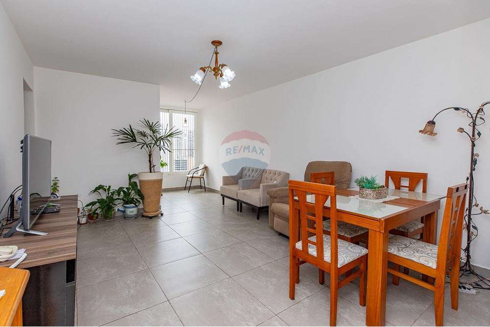 Apartamento à venda com 2 quartos, 75m² - Foto 1