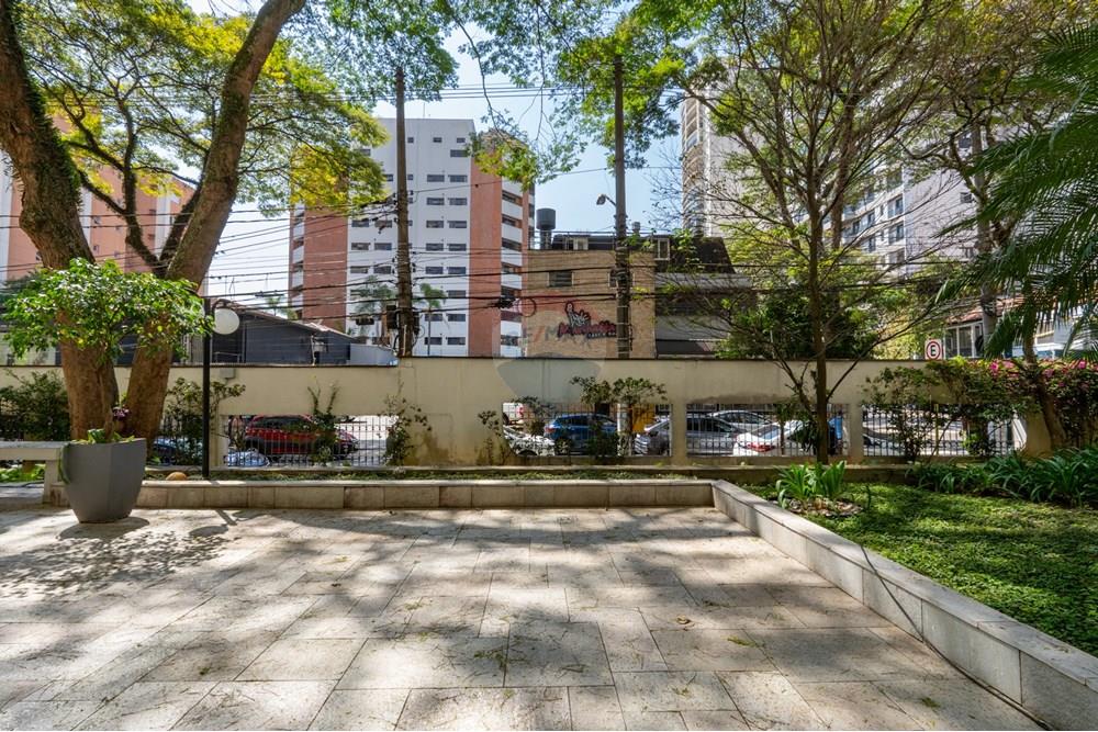 Apartamento à venda com 2 quartos, 66m² - Foto 28