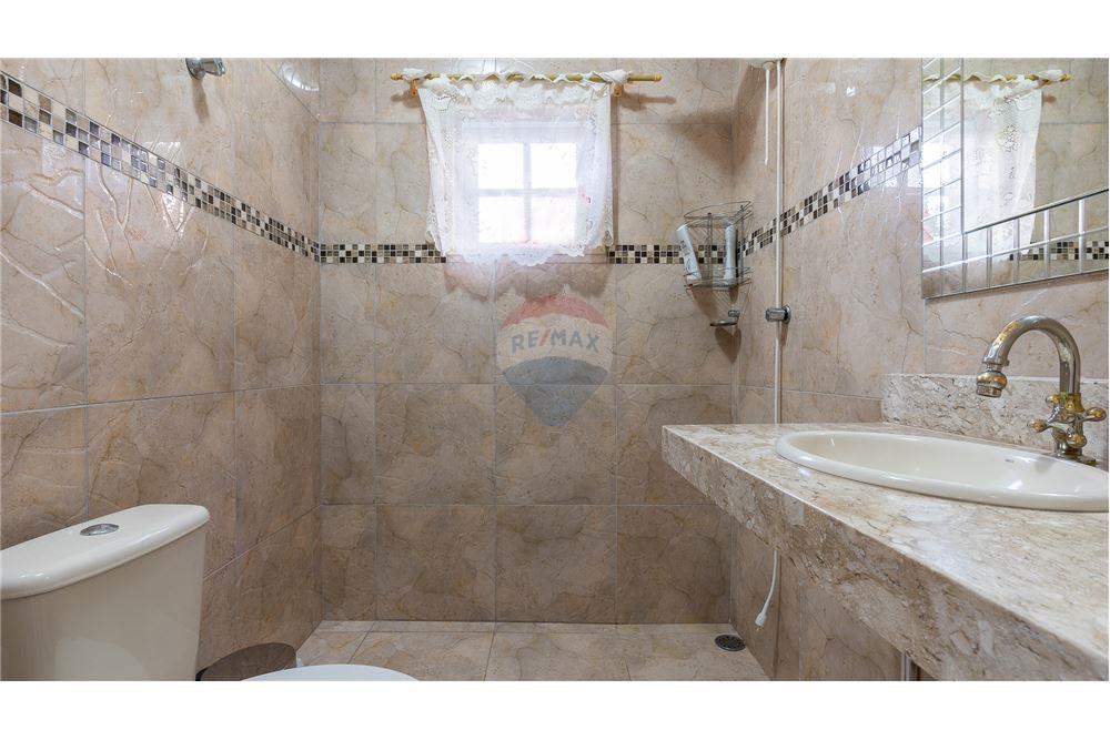 Sobrado - Alugar - Caieiras , São Paulo - Banheiro piso superior - Banheiro - 601171018-51