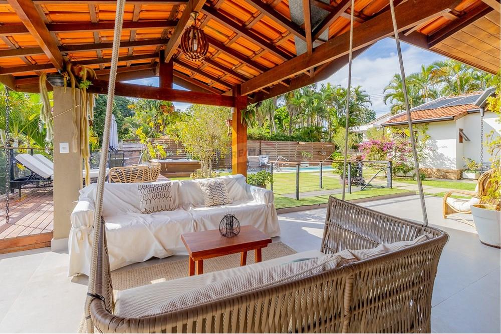 Casa de Condomínio à venda com 6 quartos, 355m² - Foto 11