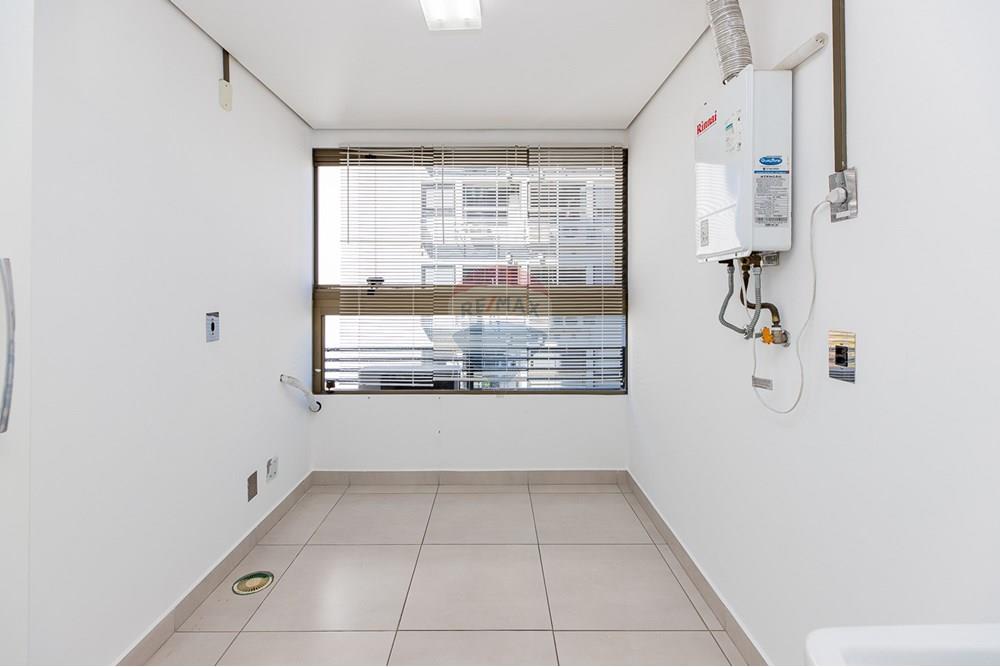 Apartamento à venda com 2 quartos, 70m² - Foto 17