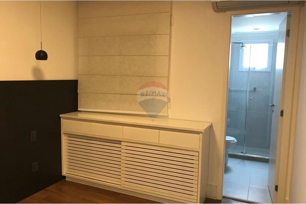 Apartamento para alugar com 2 quartos, 80m² - Foto 12