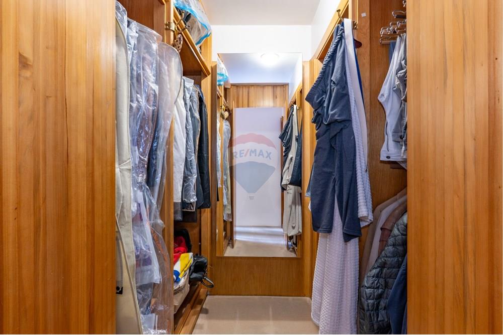Apartamento à venda com 4 quartos, 230m² - Foto 12