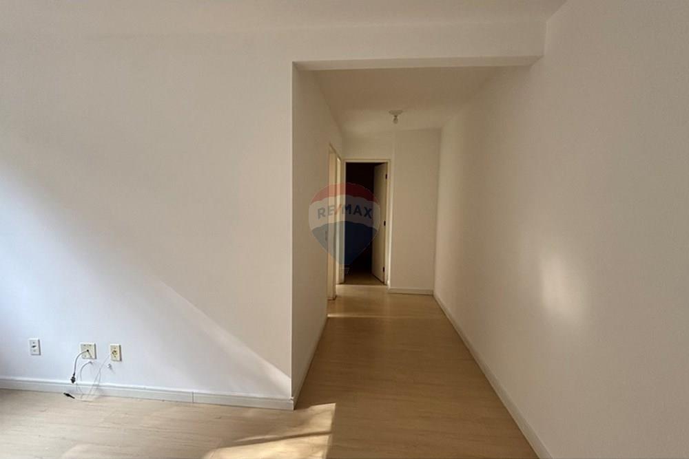 Apartamento para alugar com 1 quarto, 42m² - Foto 3