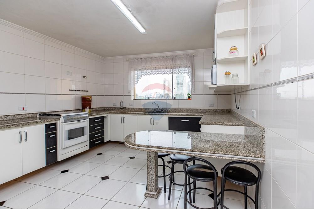 Casa à venda com 3 quartos, 396m² - Foto 6