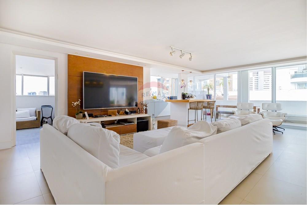 Cobertura à venda com 3 quartos, 315m² - Foto 2