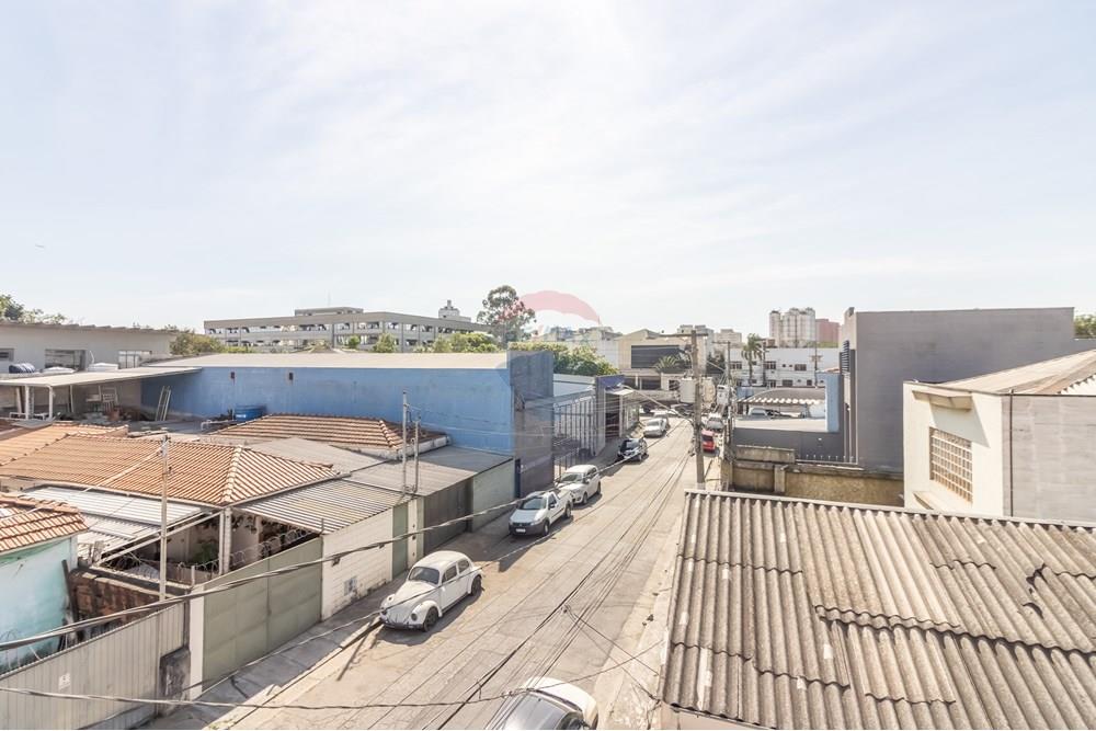 Casa, 3 quartos, 210 m² - Foto 31