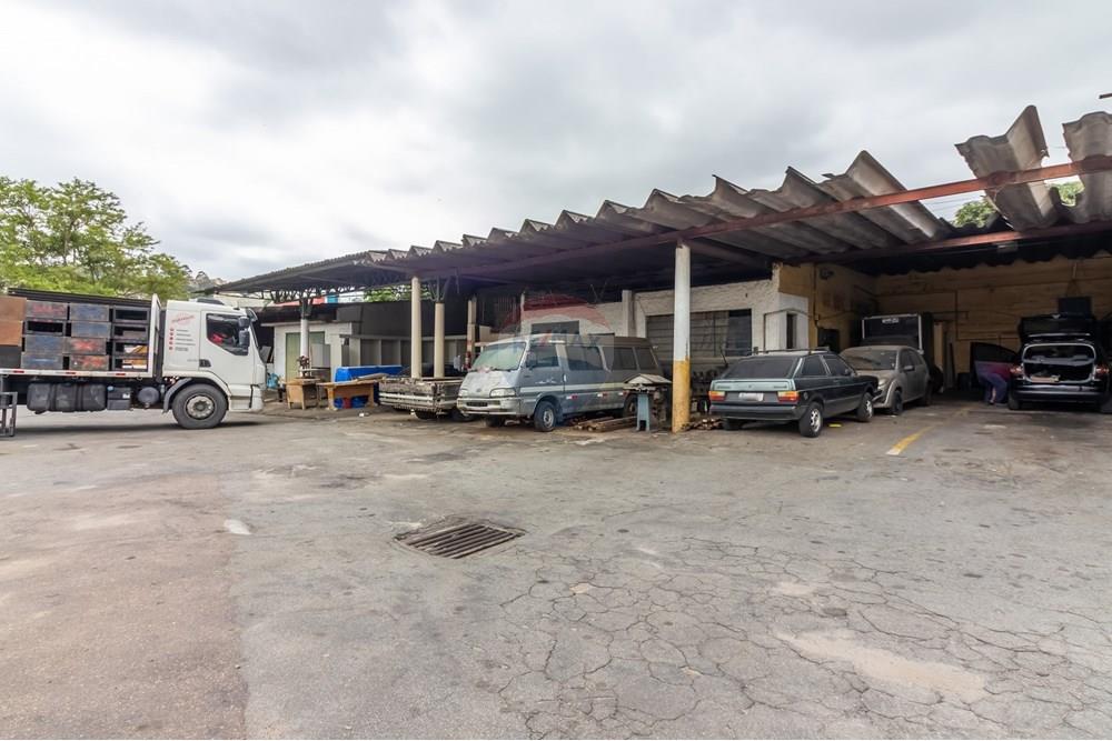 Loteamento e Condomínio, 3587 m² - Foto 18