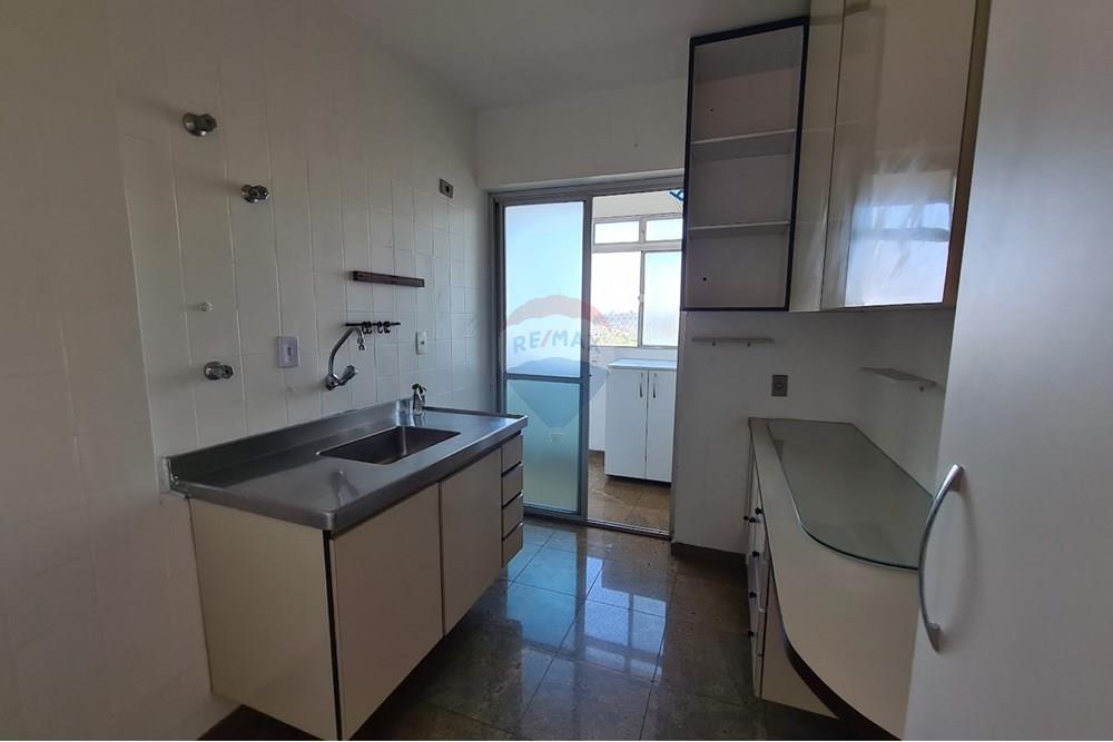 Apartamento para alugar com 2 quartos, 60m² - Foto 3