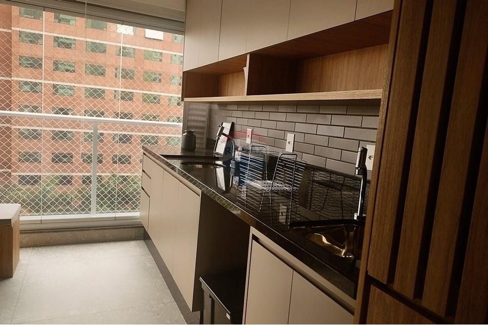 Apartamento para alugar com 2 quartos, 62m² - Foto 17