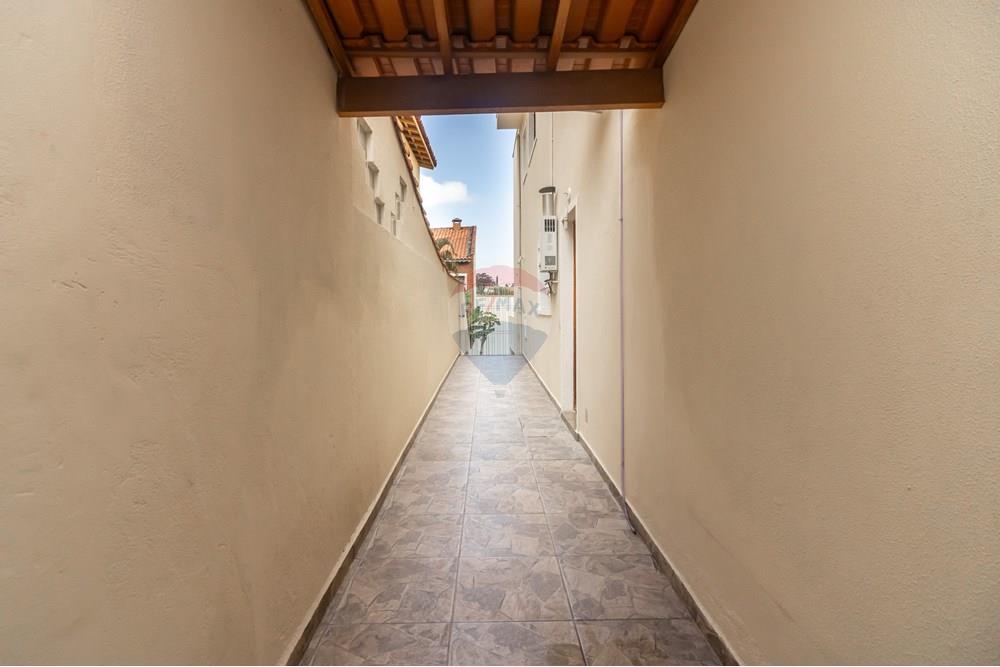 Casa - Venda - São Paulo , São Paulo - IMG_106024.jpg - Corredor - 602171001-14