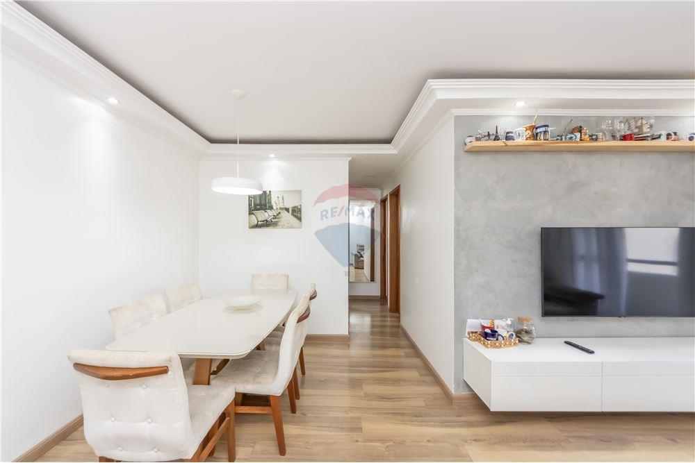 Apartamento à venda com 3 quartos, 65m² - Foto 4