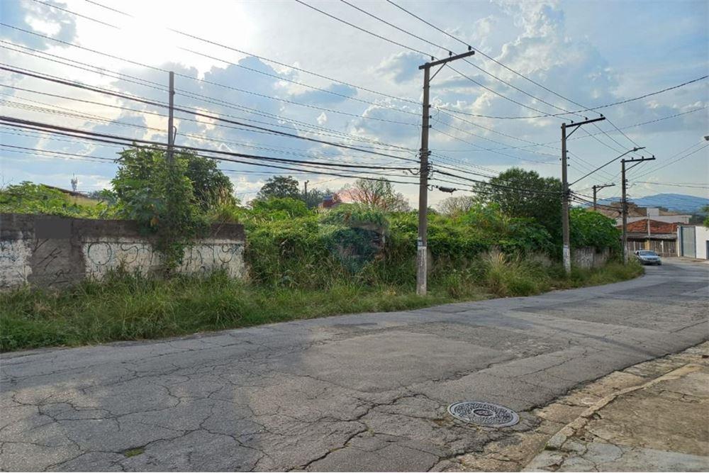 Loteamento e Condomínio, 2700 m² - Foto 2