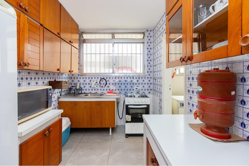Apartamento à venda com 2 quartos, 75m² - Foto 12
