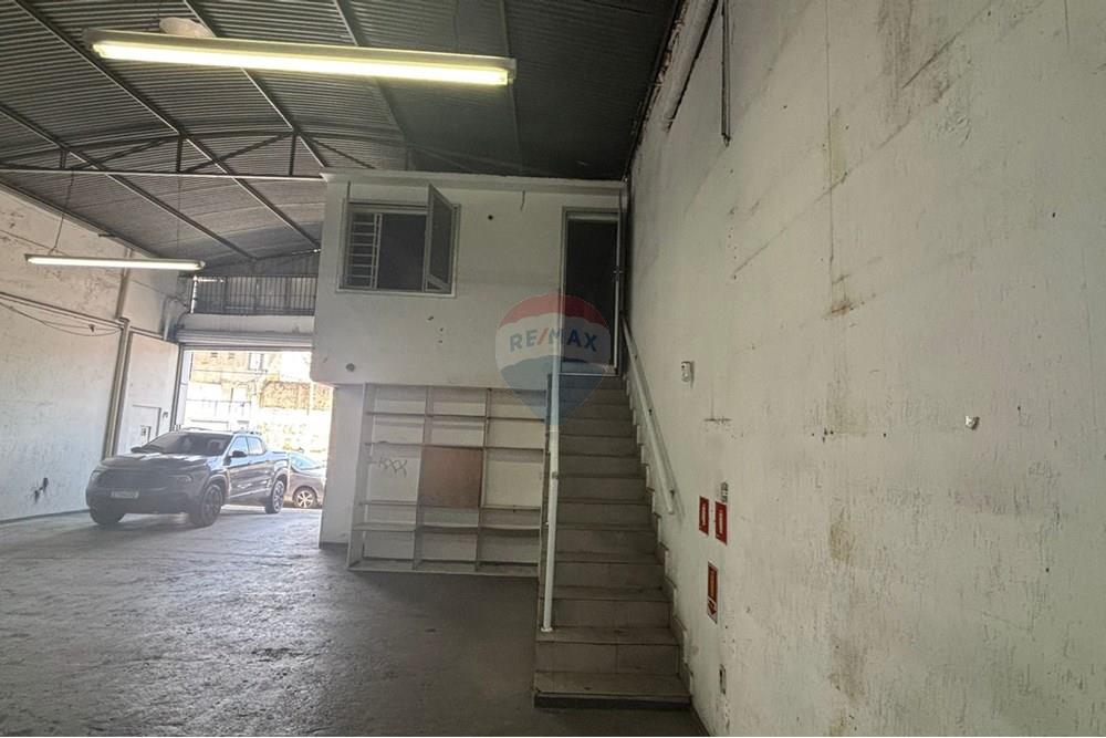 Galpão - Alugar - São Paulo , São Paulo - Escritório - acesso mezanino.jpeg - 601311038-17