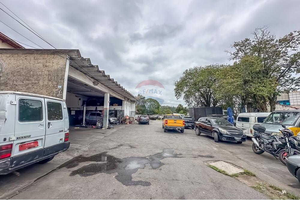 Loteamento e Condomínio, 1612 m² - Foto 9