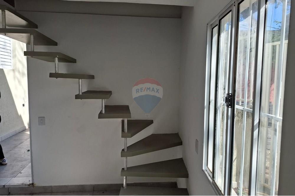 Casa - Alugar - São Paulo , São Paulo - escada quarto.jpg - 601751074-61