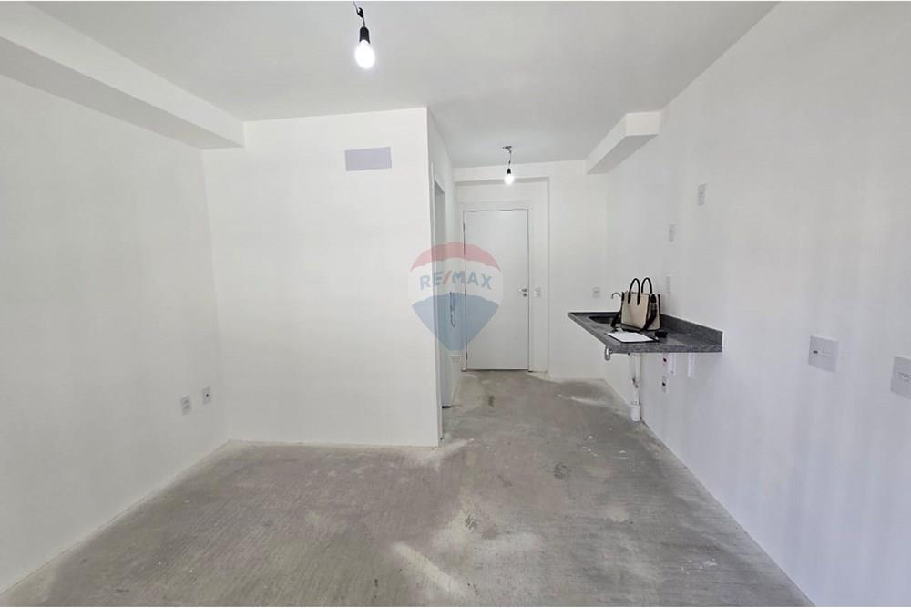 Apartamento à venda com 1 quarto, 24m² - Foto 25