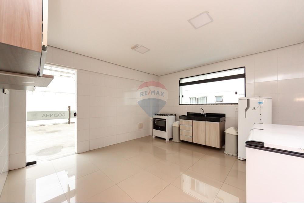 Apartamento à venda com 2 quartos, 44m² - Foto 27