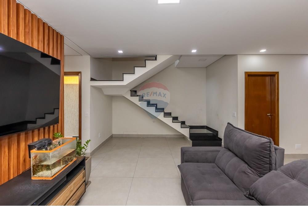 Casa à venda com 3 quartos, 128m² - Foto 10