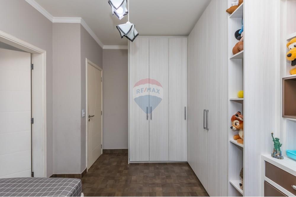 Sobrado à venda com 3 quartos, 485m² - Foto 41