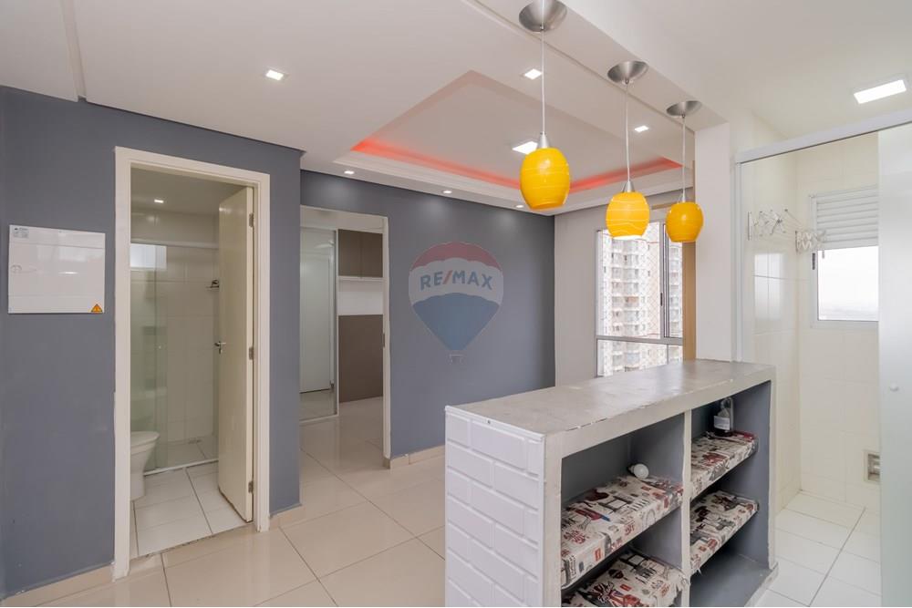 Apartamento à venda com 1 quarto, 28m² - Foto 2