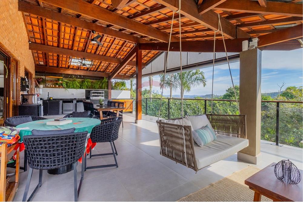 Casa de Condomínio à venda com 6 quartos, 355m² - Foto 1
