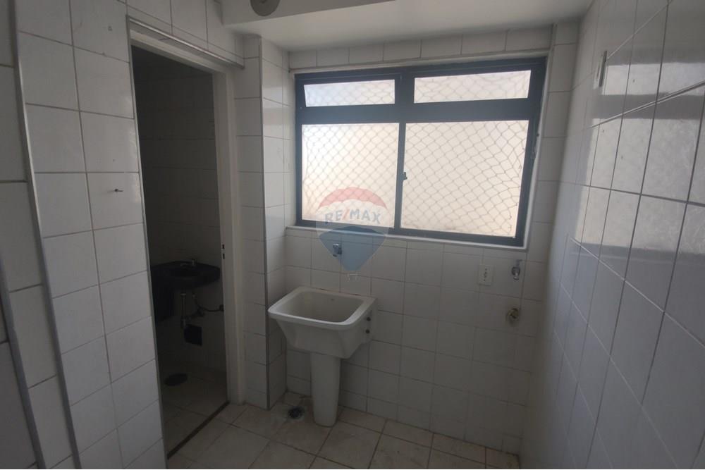 Apartamento para alugar com 2 quartos, 69m² - Foto 6