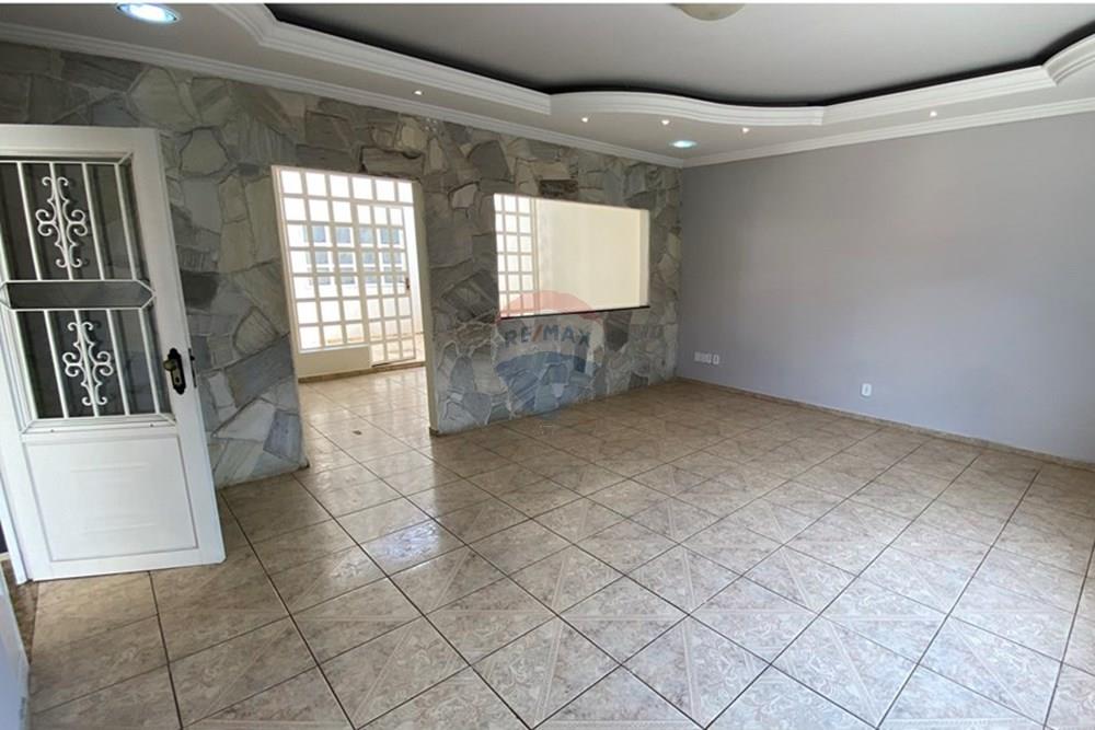 Casa, 3 quartos, 257 m² - Foto 16