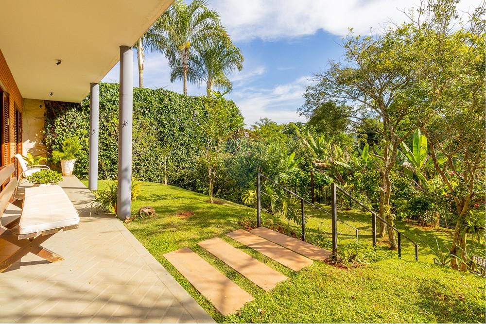 Casa de Condomínio à venda com 6 quartos, 355m² - Foto 41