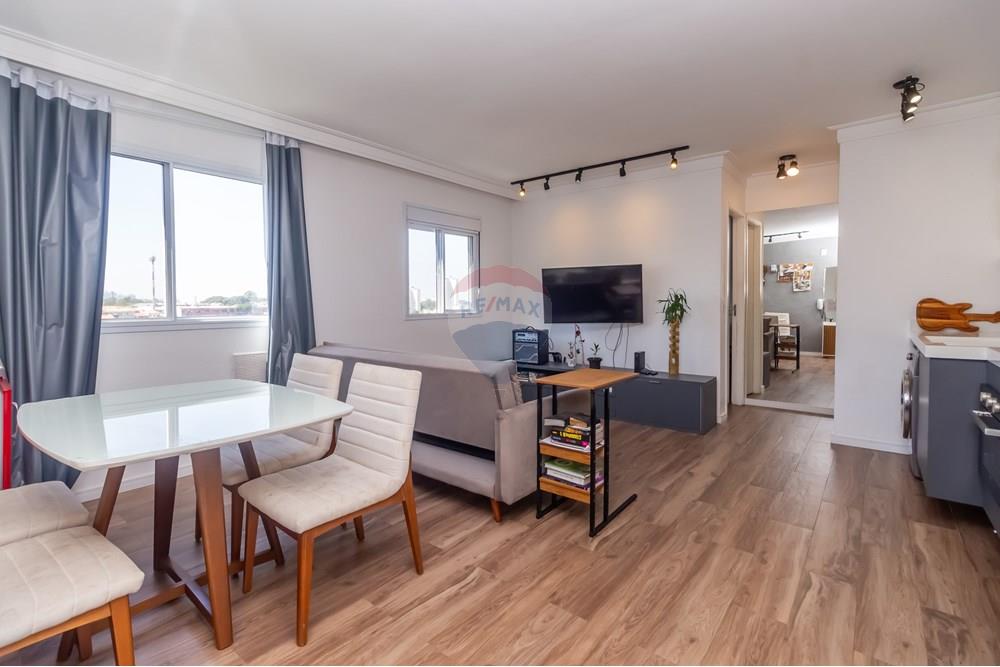 Apartamento à venda com 1 quarto, 40m² - Foto 1